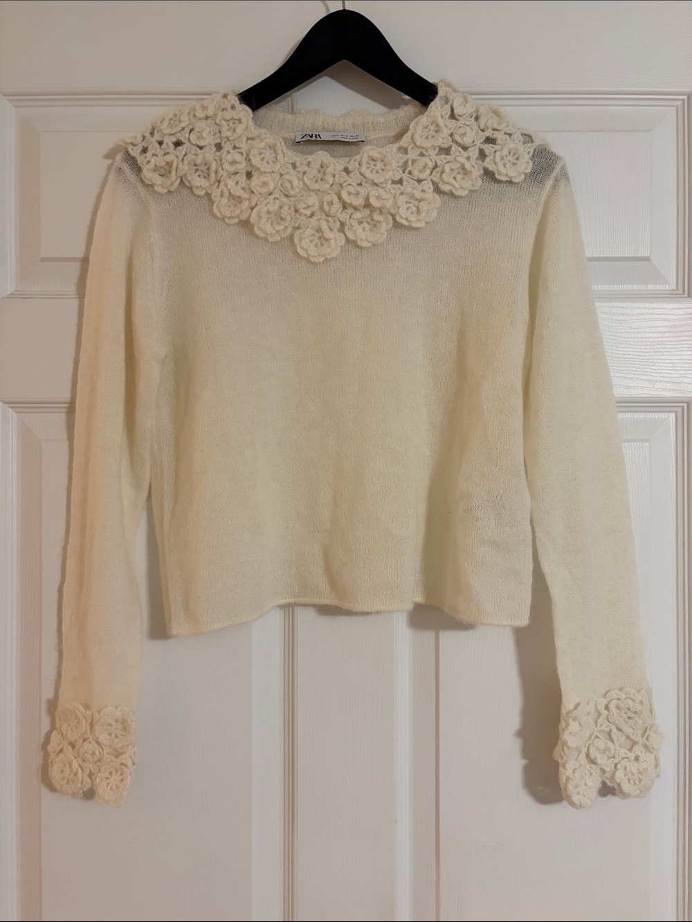 Zara Alpaca Wool Blend Ecru Cream Floral Crochet Sweater